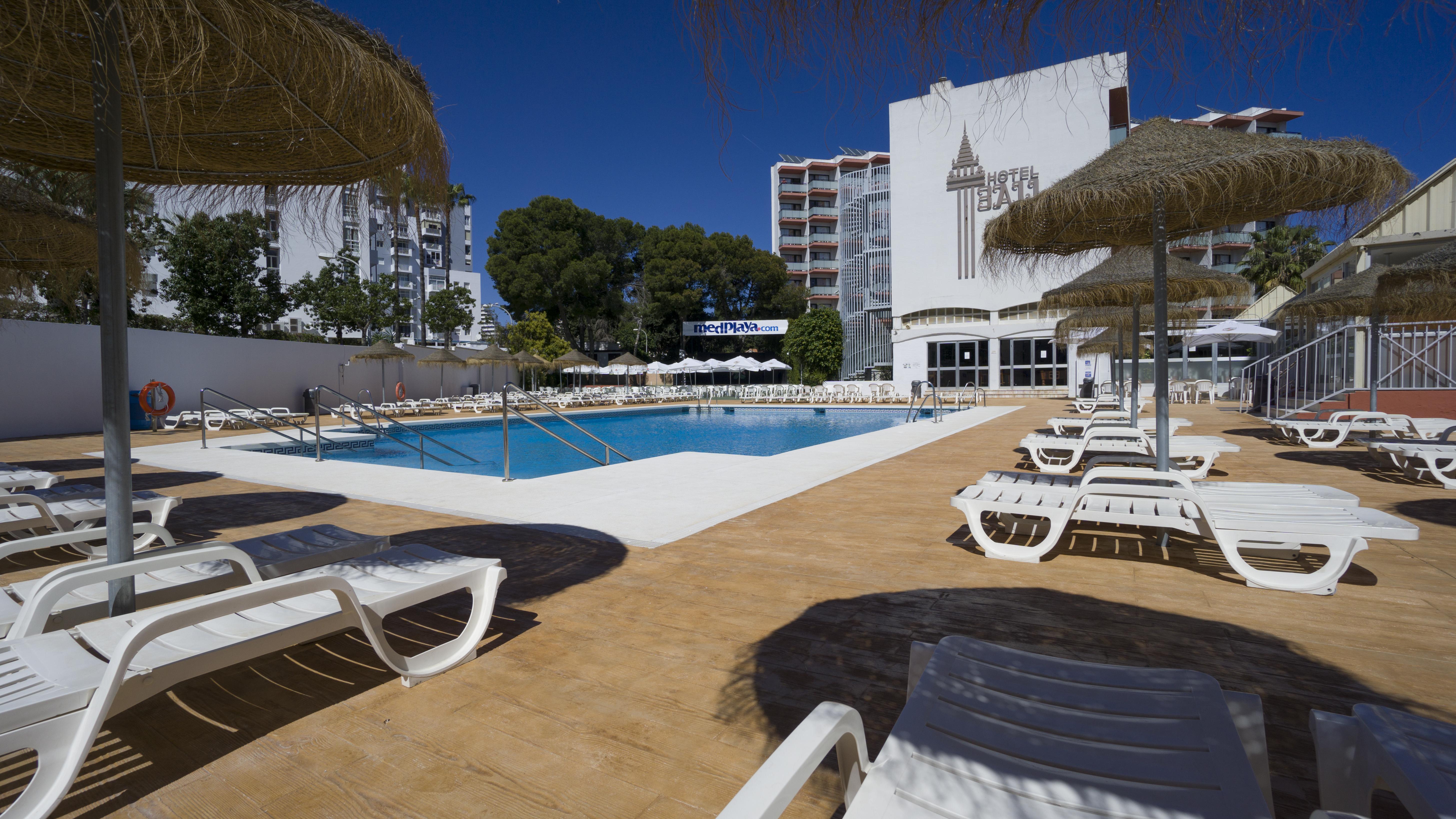 Medplaya Hotel Bali Benalmadena Bagian luar foto